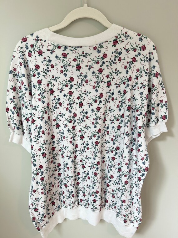 Vintage 90s Cottagecore Floral Tee Size M/L - image 4