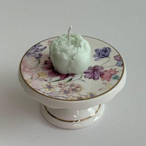 Rose Bud Candle