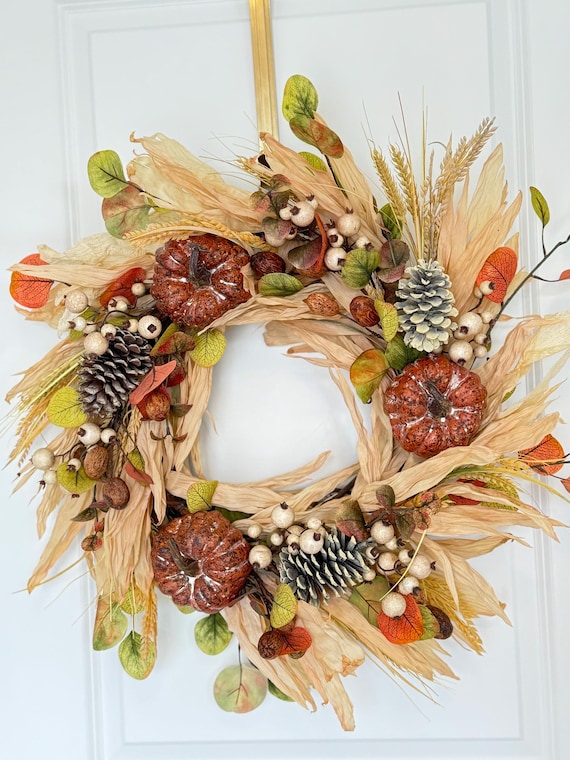 Fall Corn Husk Wreath: Rustic Pumpkin, Pinecone Harvest Decor - Etsy Israel