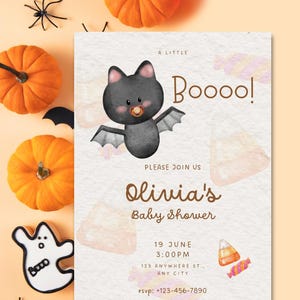 Er komt een klein spookje aan, bewerkbare bundel met uitnodigingen voor een Halloween-babyshower, aanpasbare digitale sjabloon