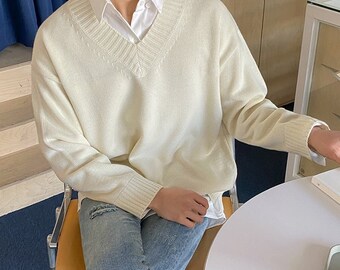 GS No. 77 Korean V-neck Sweater