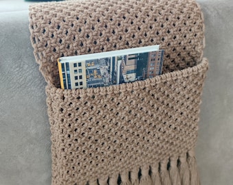 Macrame Sofa Organizer with Tassels: Couch Remote Holder