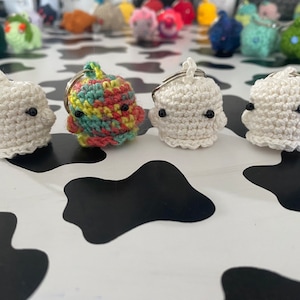 Schlüsselanhänger, Amigurumi Geist/Gespenst. 4 Stück.