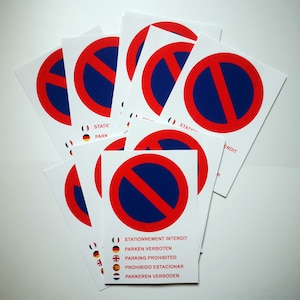 Meertalige parkeerverbodstickers – Moeilijk te verwijderen stickers | Parkeerborden | Economie Lot