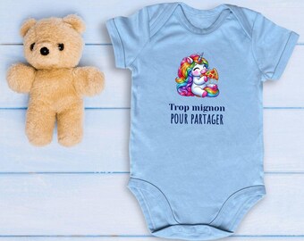 100% organic cotton unicorn baby bodysuit. Too cute to share. Original and sustainable baby gift. Original birth gift idea