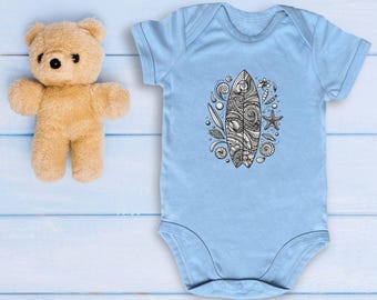 Organic cotton baby bodysuit. Printed surfboard. Sustainable manufacturing. Printed on demand in France. Baby gift. Mom gift. Dad gift