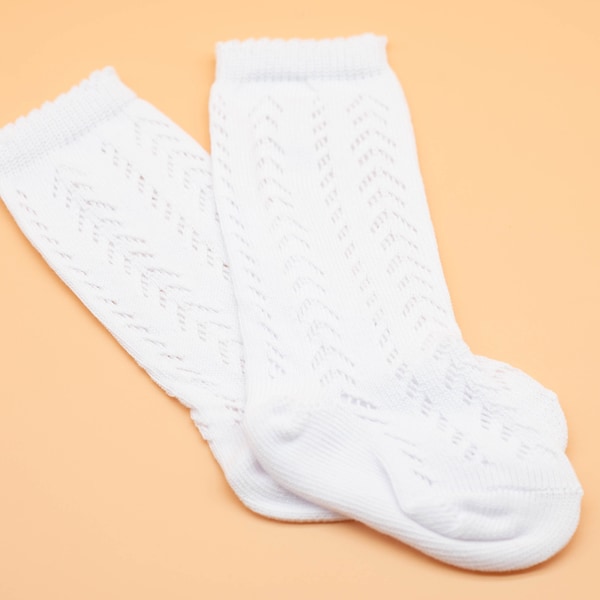 Baby Kniestrümpfe mit Lochmuster Spitze weiß Socken