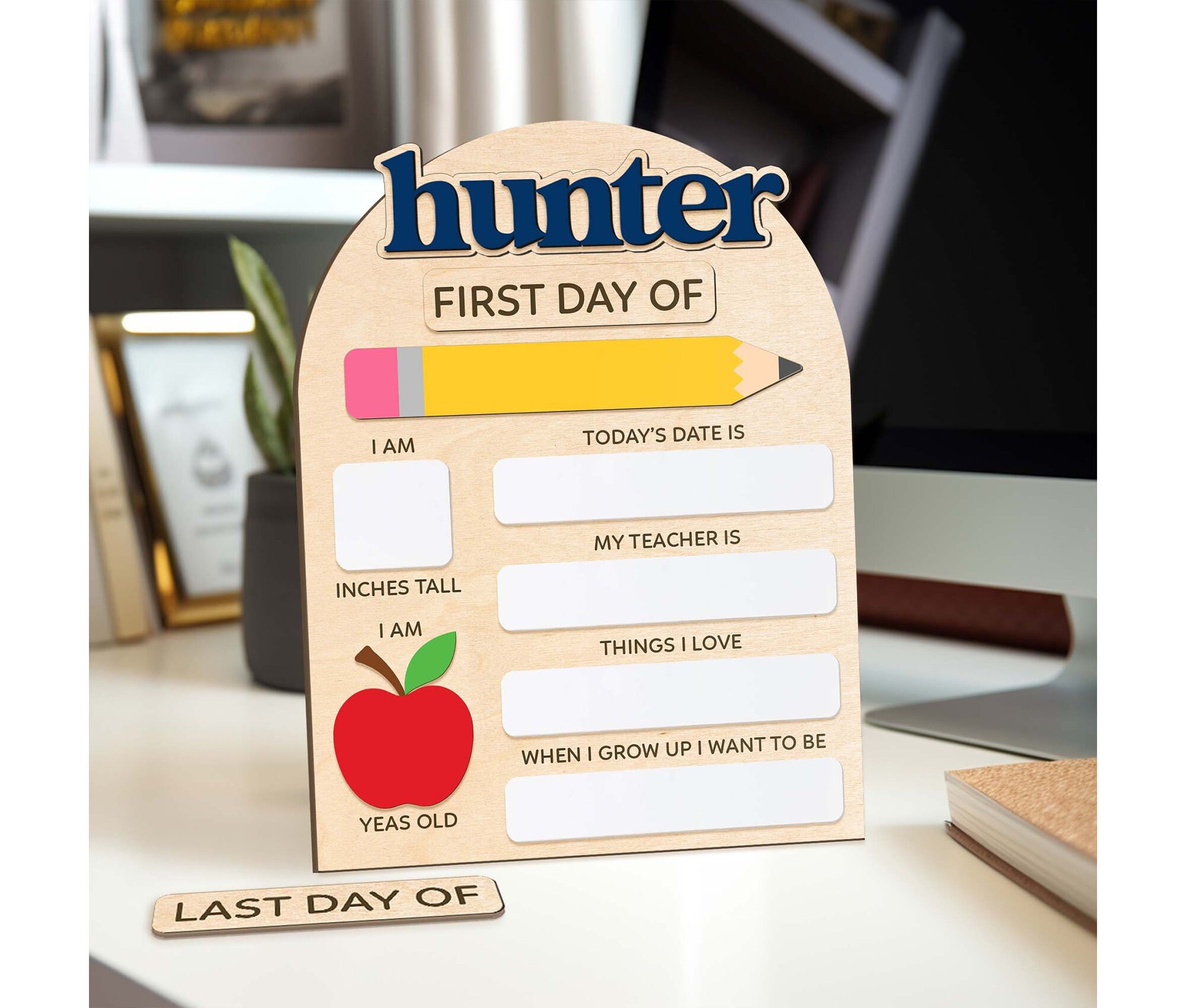 Custom First Day of School Sign, Interchangeable Wooden Sign, Wooden School Board Gift for Student, First and Last Day of School Board SS59