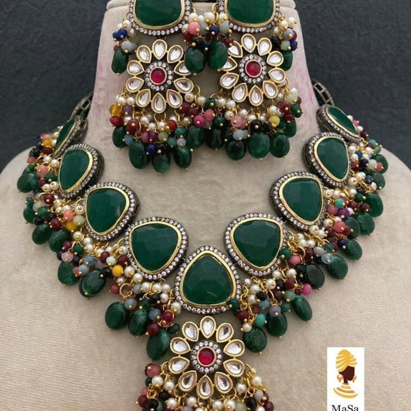 Deepika Padukone Choker/ Indian Jewelry/Sabyasachi Necklace/ Emerald Indian Choker/ Indian Necklace/Bollywood Jewelry/