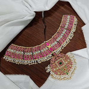 Premium Jadau Kundan Rice Pearl Necklace / Gold Polish / Kundan Jadau Gold Polish Necklace/ Wedding Jewelry/South Indian Guttapusalu Hanging