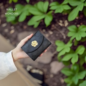 Pin on Luxury Designer Wallets