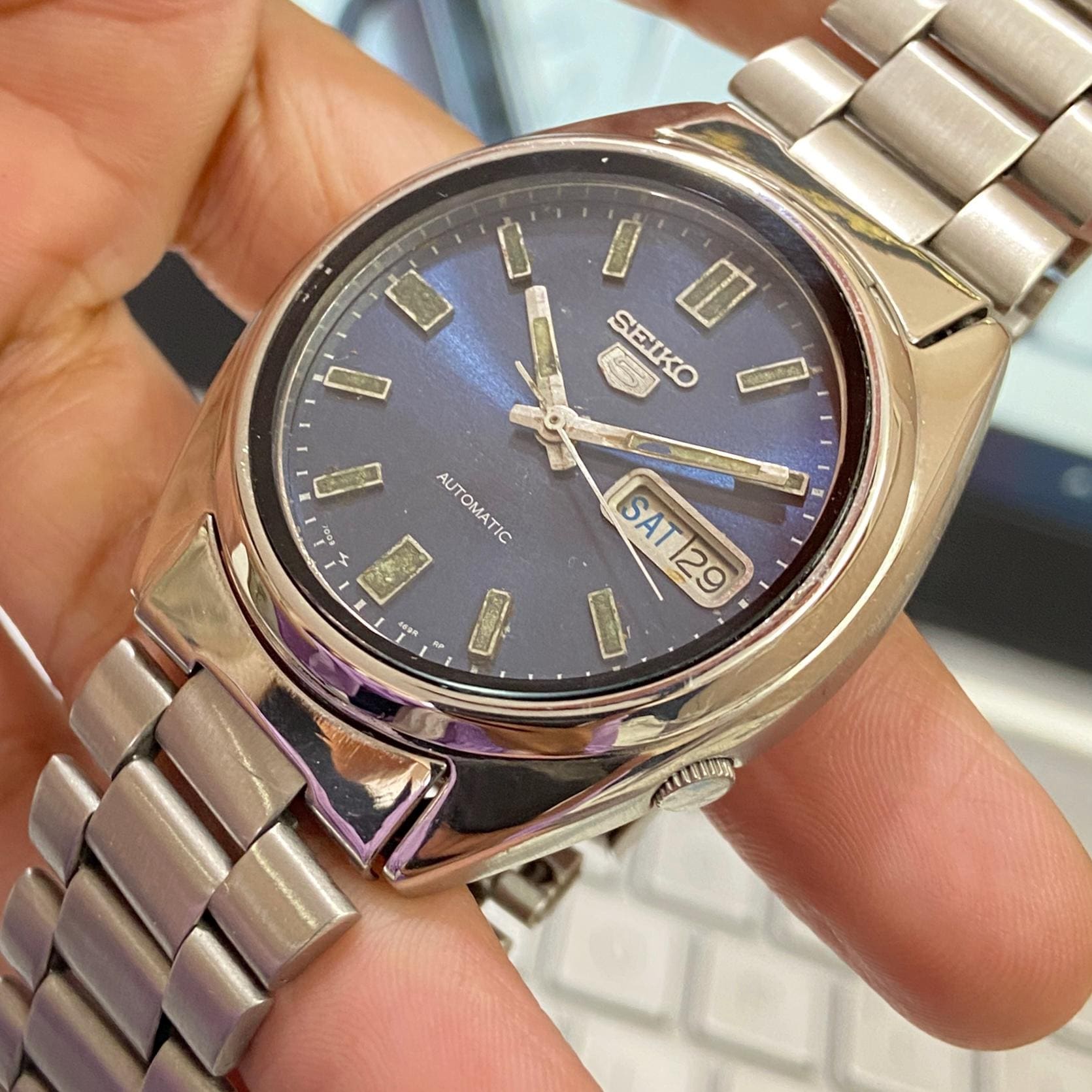Vintage 1993 Seiko 5 Automatic 7009-3040 Day-date Japanese