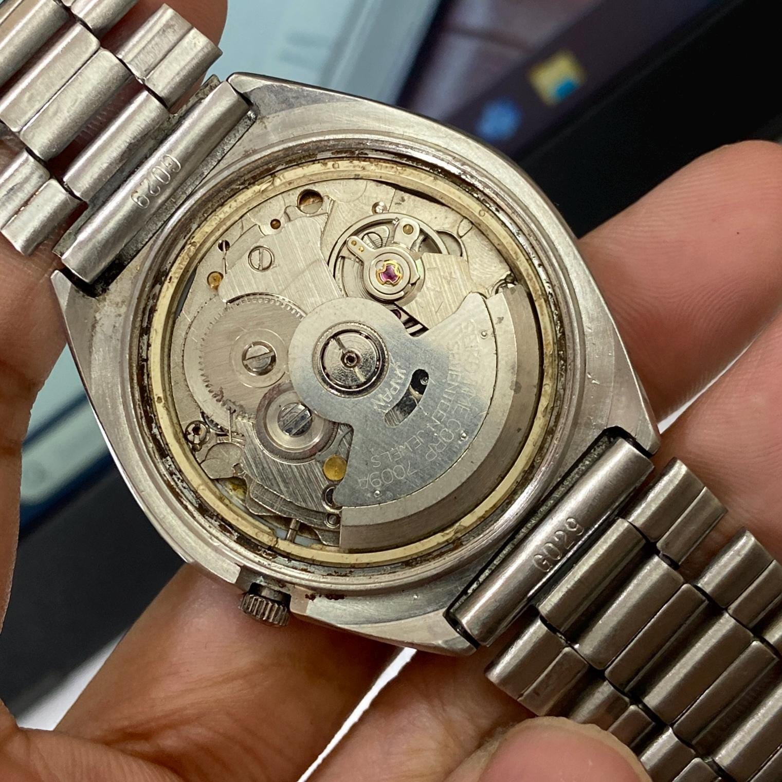 Vintage 1990 Seiko 5 Automatic 7009-530A Day-date Japanese Men's