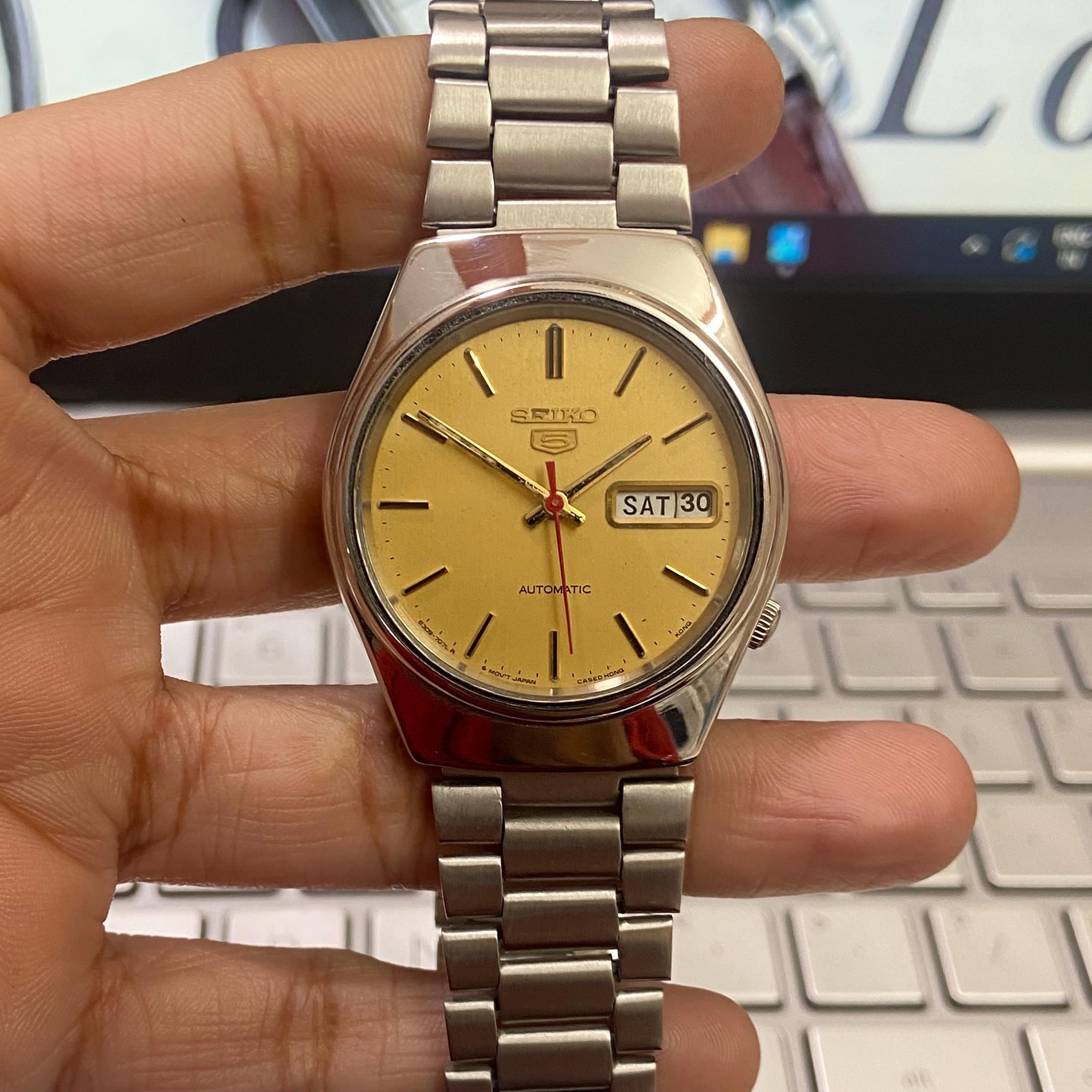 稼働品SEIKO 5 自動巻き腕時計 6309-7330 シルバー×革風バンド Seiko 5 6309-7330 Price as of August 2025 | WatchCharts