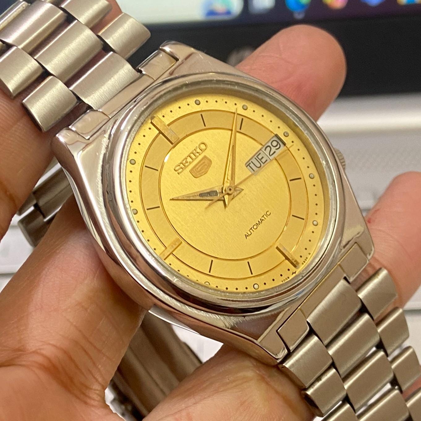 Vintage 1986 Seiko 5 Automatic 7009-3170 Day-date Japanese