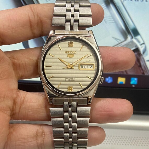 Vintage 1996 Seiko 5 Automatic 7S26-3040 Day-date Japanese
