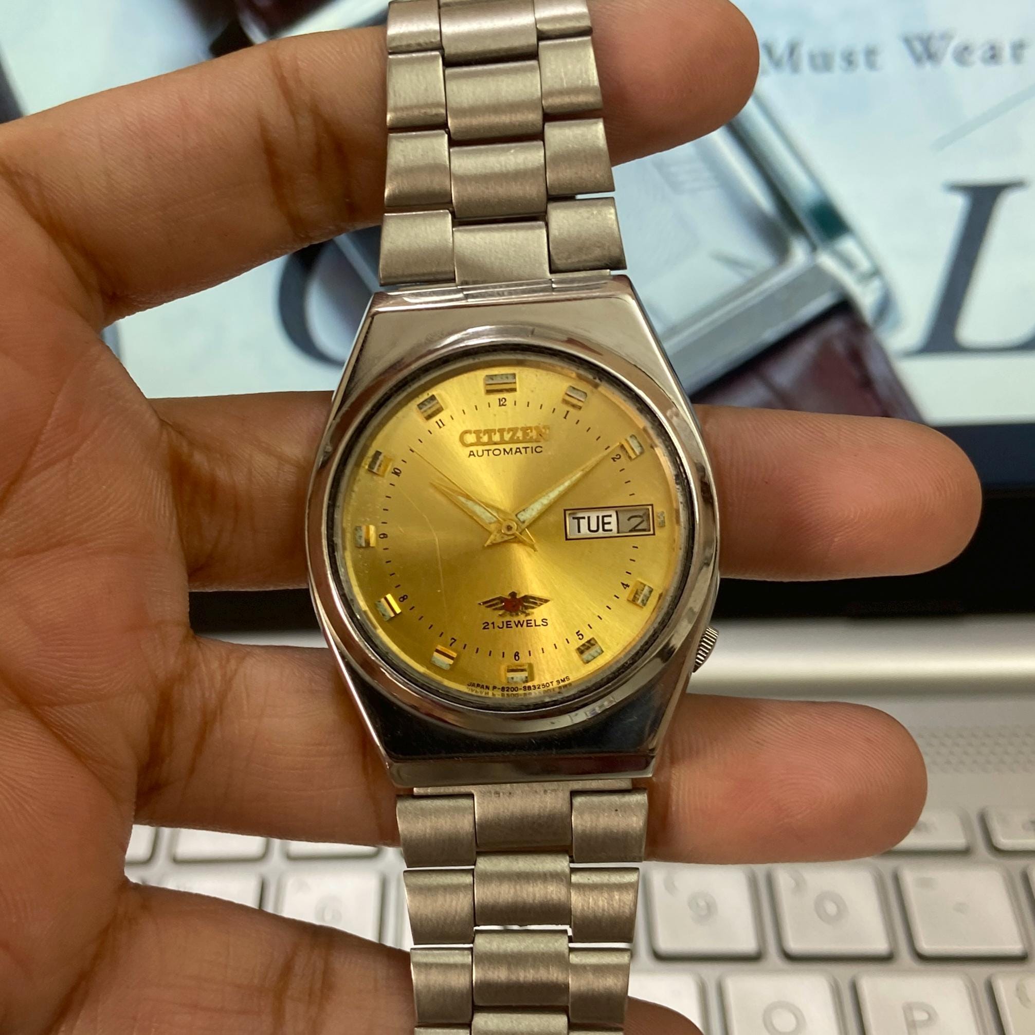 Vintage 1987 Citizen Automatic 8200 Day-date Japanese Men's Wrist