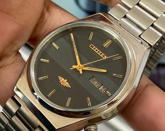 Vintage 1989 Citizen Automatic 8200 Day-date Japanese Men's Wrist