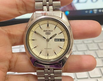 Vintage 1980 Seiko 5 Automatic 6309-8500 Day-Date Japanese Men's Wrist Watch