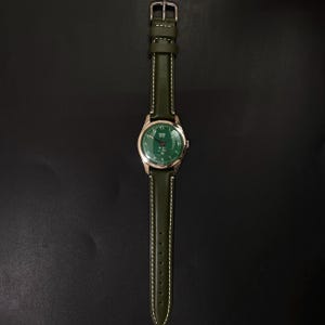 HMT Janata handuppdragen herrklocka, grön urtavla och armband, 35 mm bild 7