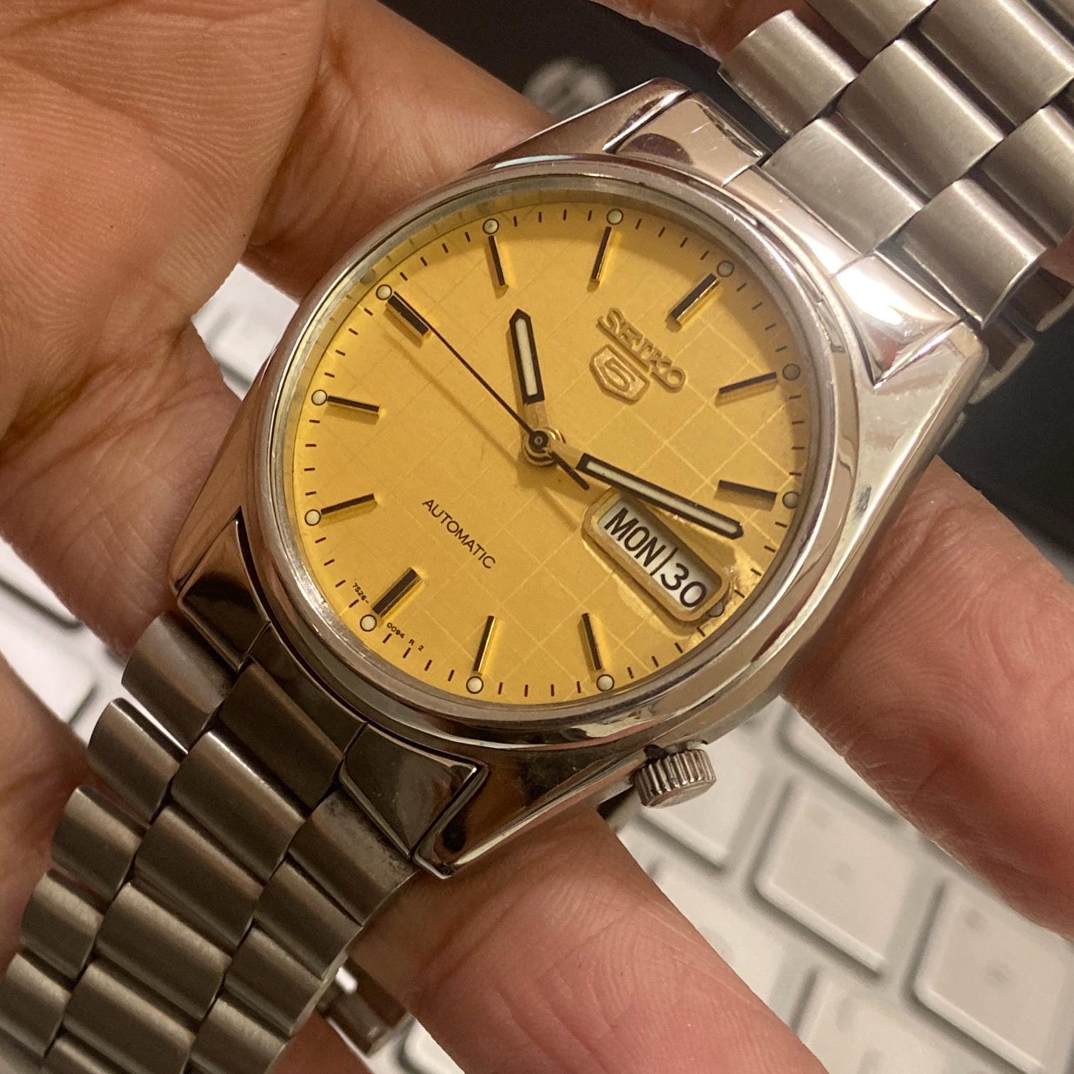 Vintage 1980 Seiko 5 Automatic 7S26-3130 Day-date Japanese