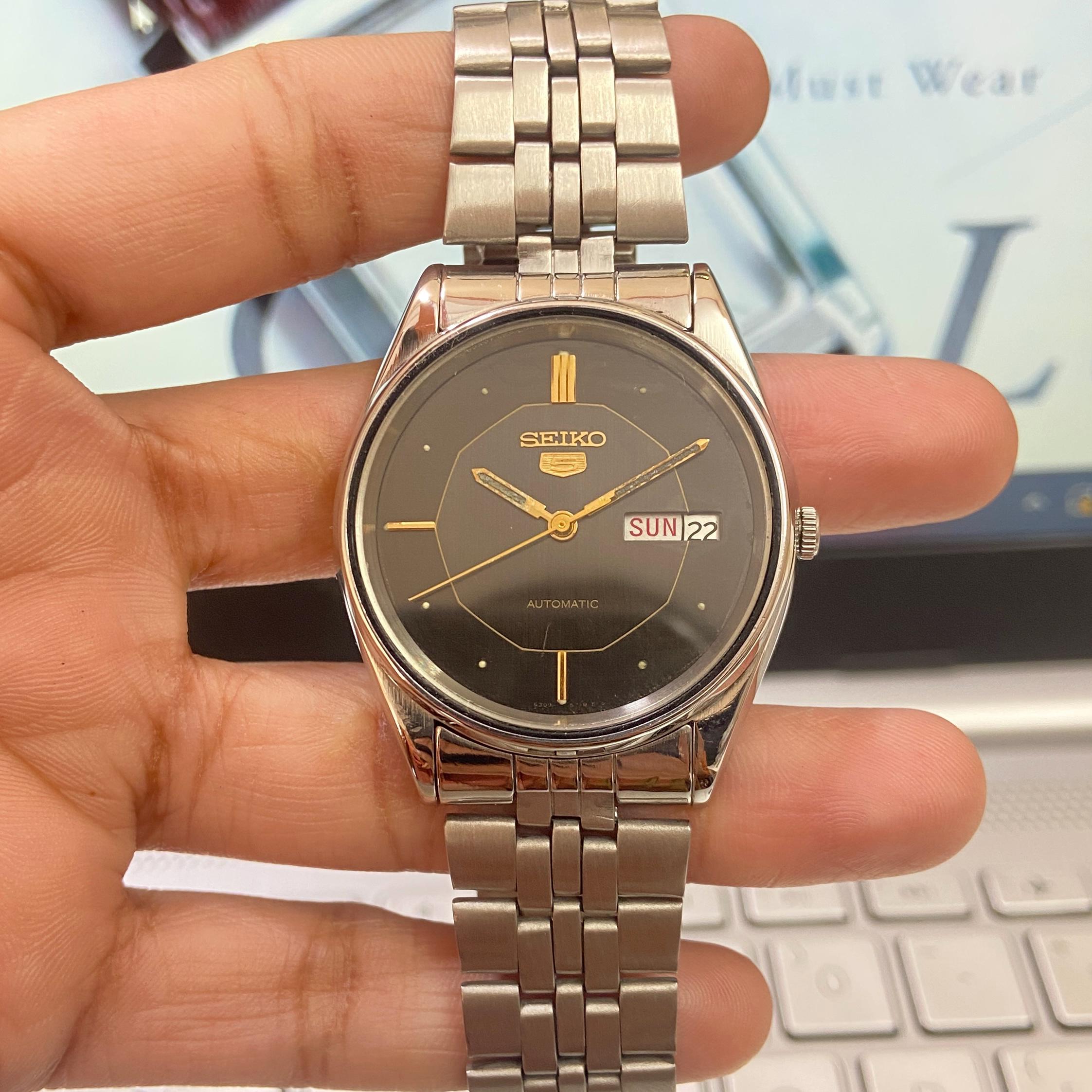 Vintage 1984 Seiko 5 Automatic 6309-8900 Day-date Japanese Men's