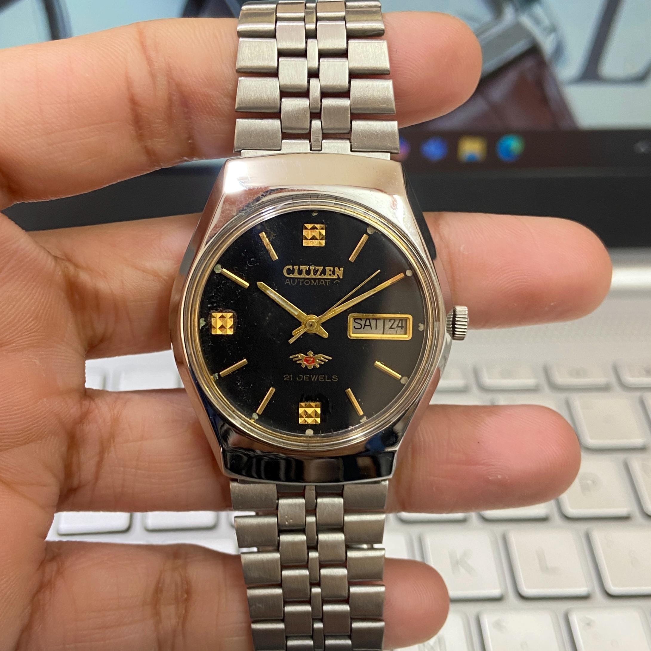 Vintage 1984 Citizen Automatic 8200 Day-Date Japanese Men&#39;s Wrist Watch