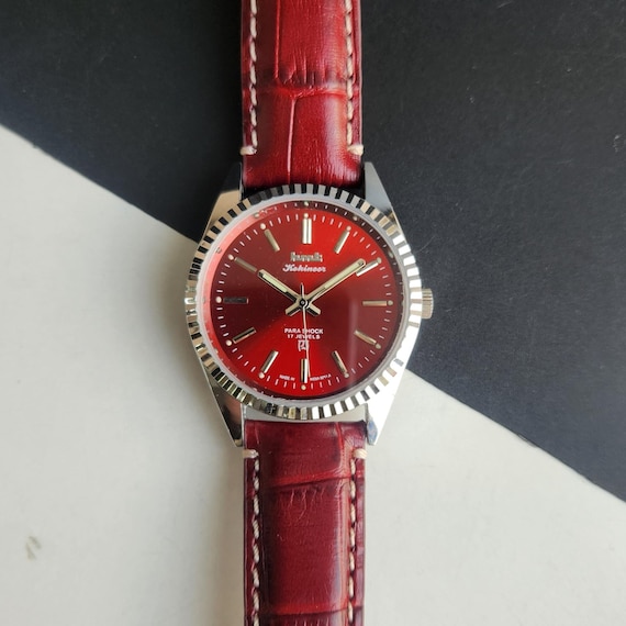 Vintage HMT Kohinoor Men's Wrist Watch, Red Face, Fluted Bezel