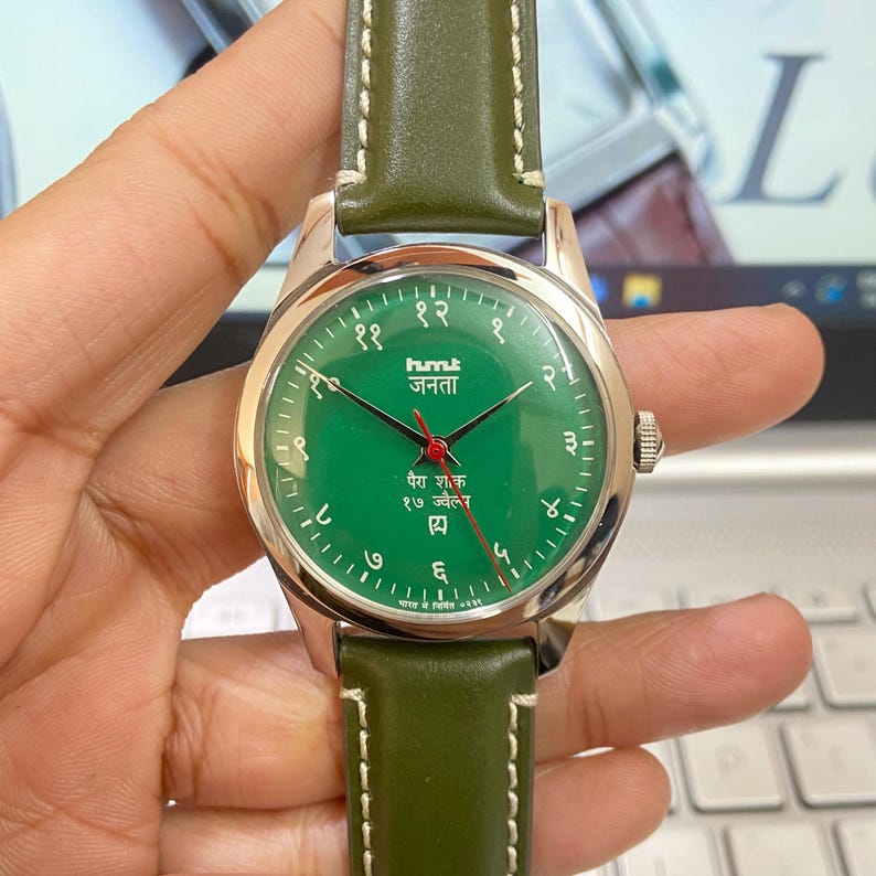 HMT Janata handuppdragen herrklocka, grön urtavla och armband, 35 mm bild 1