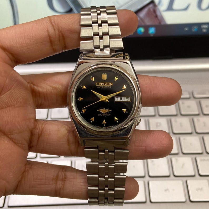Vintage 1988 Citizen Automatic 8200 Day-Date Japanese Men's Wrist Watch