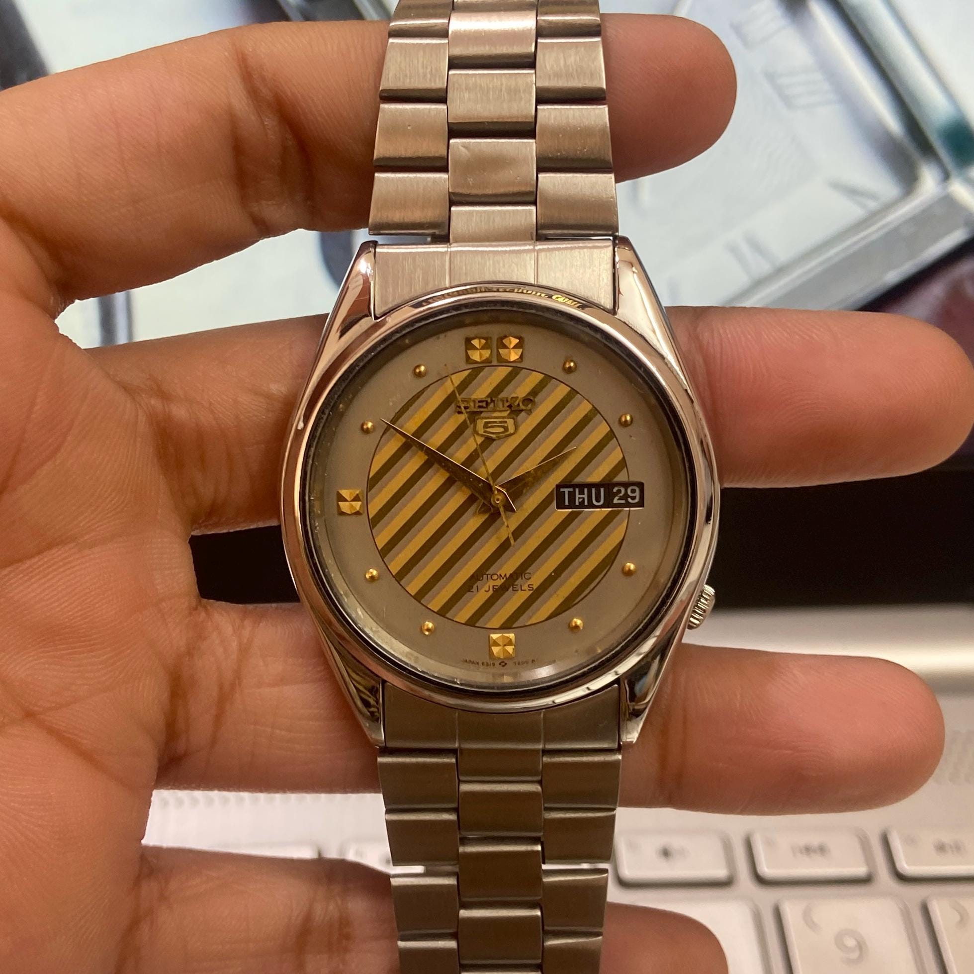 ヴィンテージ セイコー 6020-5700 NSAGストーン 稼働品 美品 希少 ヴィンテージ セイコー 6020-5700 NSAGストーン 稼働品 美品 希少