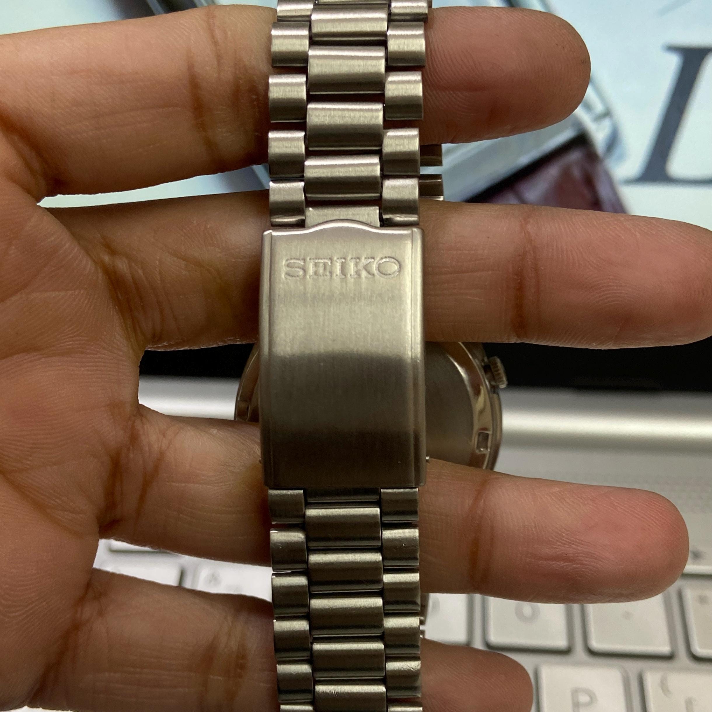 Vintage 1990 Seiko 5 Automatic 7009-5860 Day-date Japanese Men