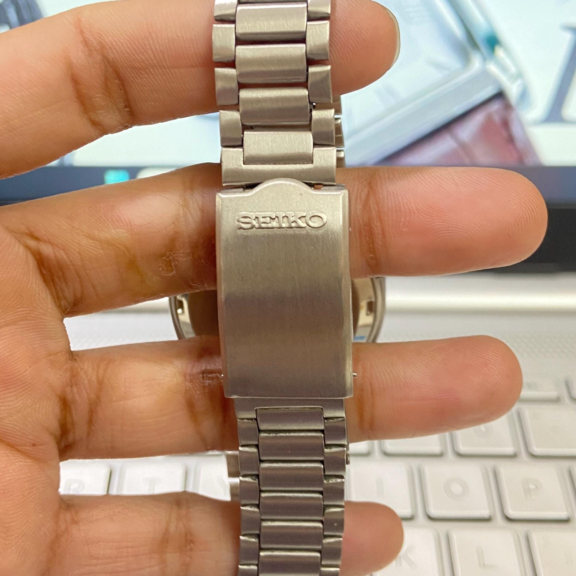 Vintage 1990 Seiko 5 Automatic 7009-3161 Day-date Japanese Men's