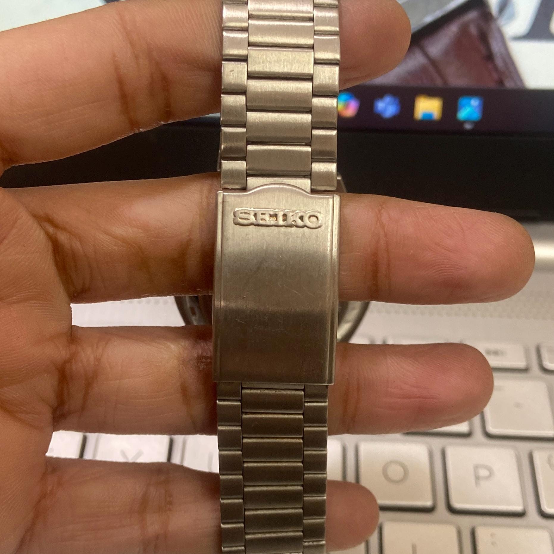 動品 SEIKO 5 自動巻き 腕時計 シルバー 7S26-0310 楽天市場】【逆輸入 SEIKO5】セイコー5 セイコーファイブ 機械式