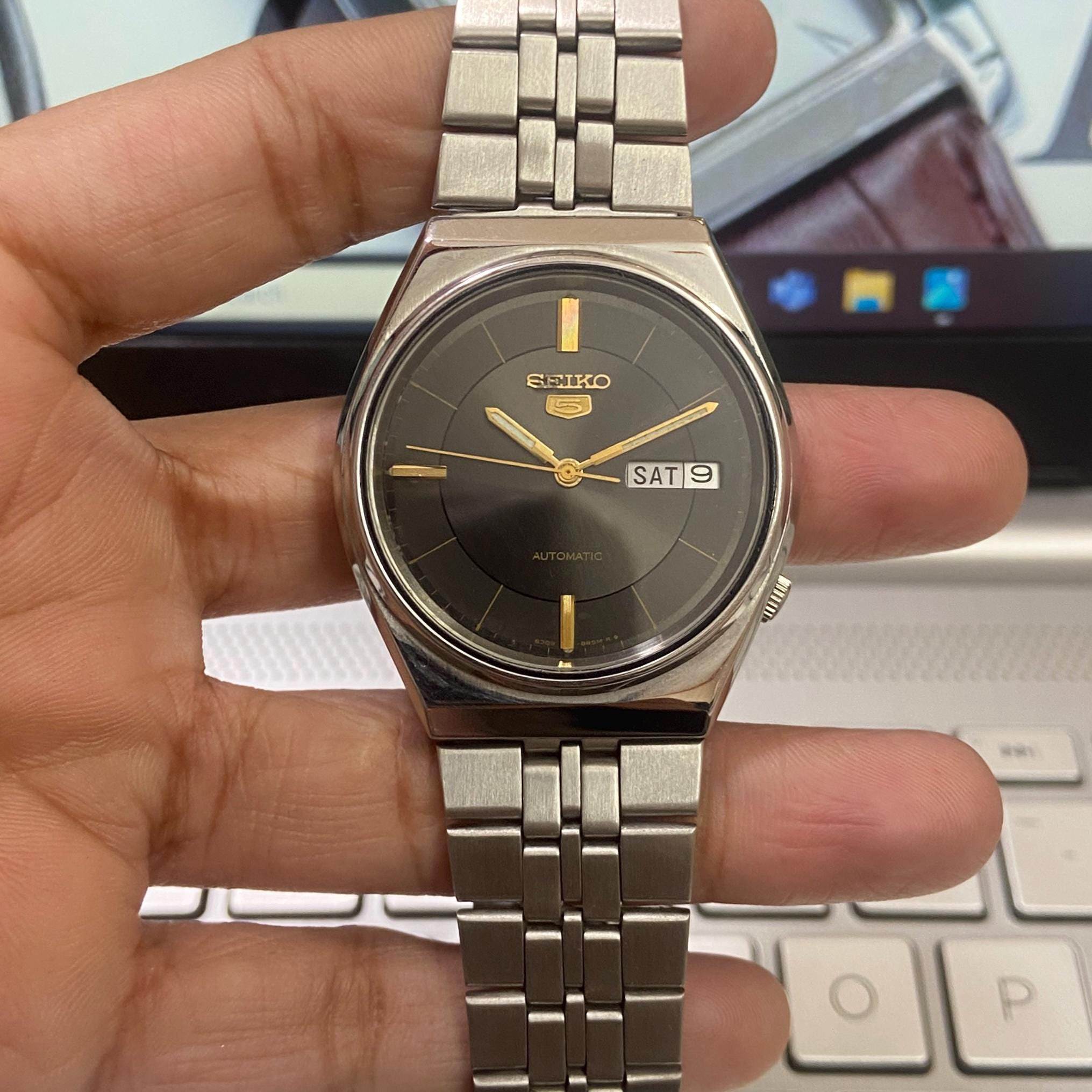 SEIKO ヴィンテージ リング ルビー サンプラチナ アールデコ 953 Seiko Dolce 9531-5160 Tank Tungsten Carbide Champagne