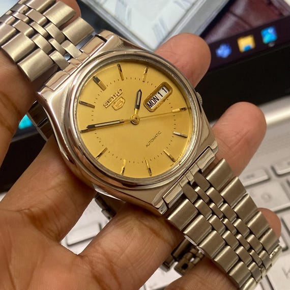 SEIKO　セイコー　腕時計　SEIKO 5　7S26-3110 Rare SEIKO 5 7S26-3110 Automatic Gold Dial Day Date Watch SS