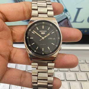 Vintage 1982 Seiko 5 Automatic 6309-5230 Day-Date Japanese Men's Wrist Watch