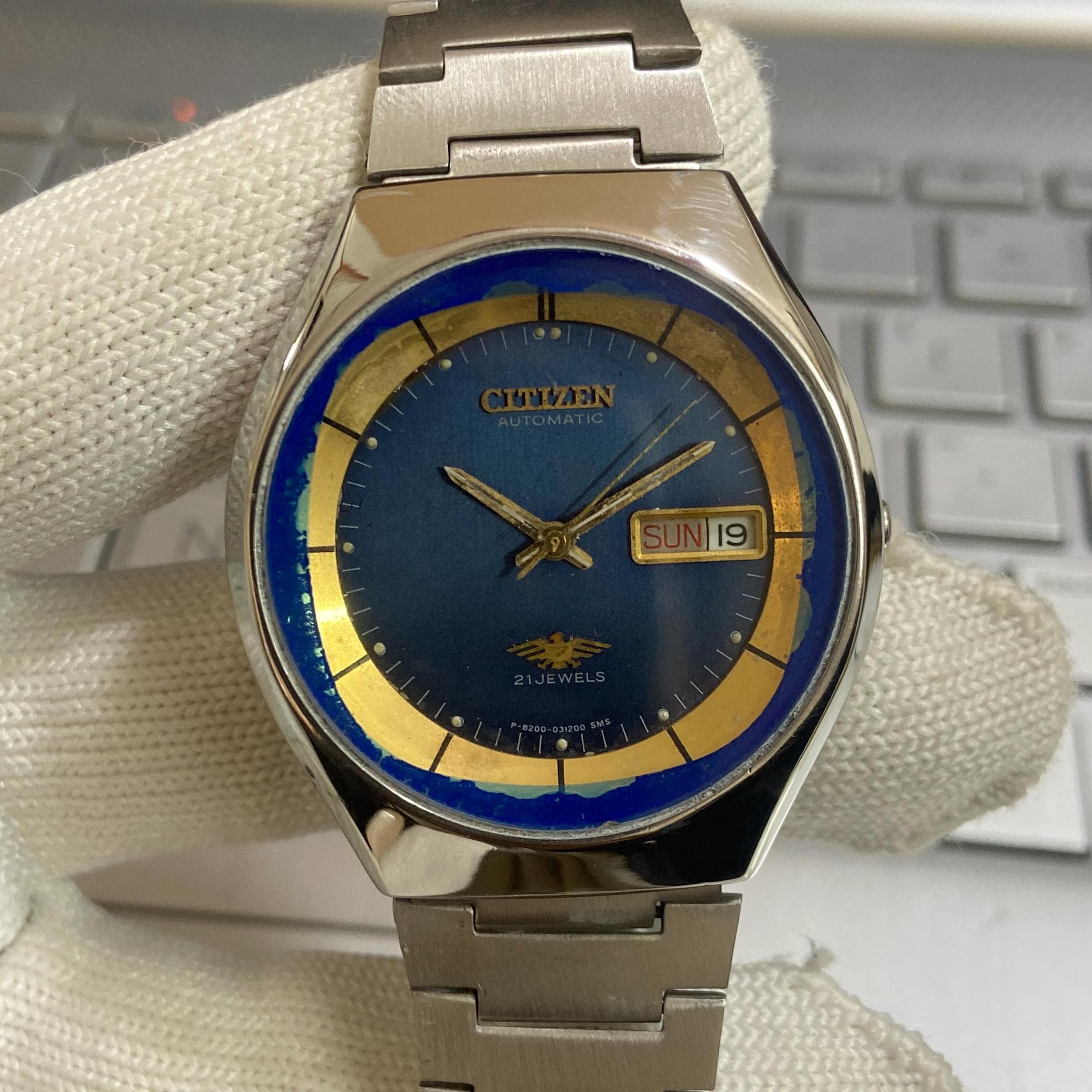 Vintage 1987 Citizen Automatic 8200 Day-date Japanese Men's Wrist