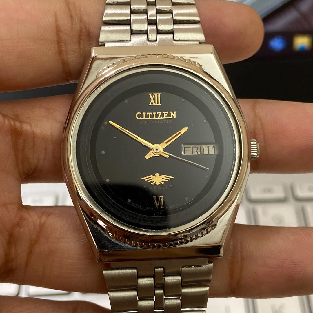 Perfection745 ビンテージ Citizen Zenshin Super Titanium Men's Salmon Dial Chronograph Watch