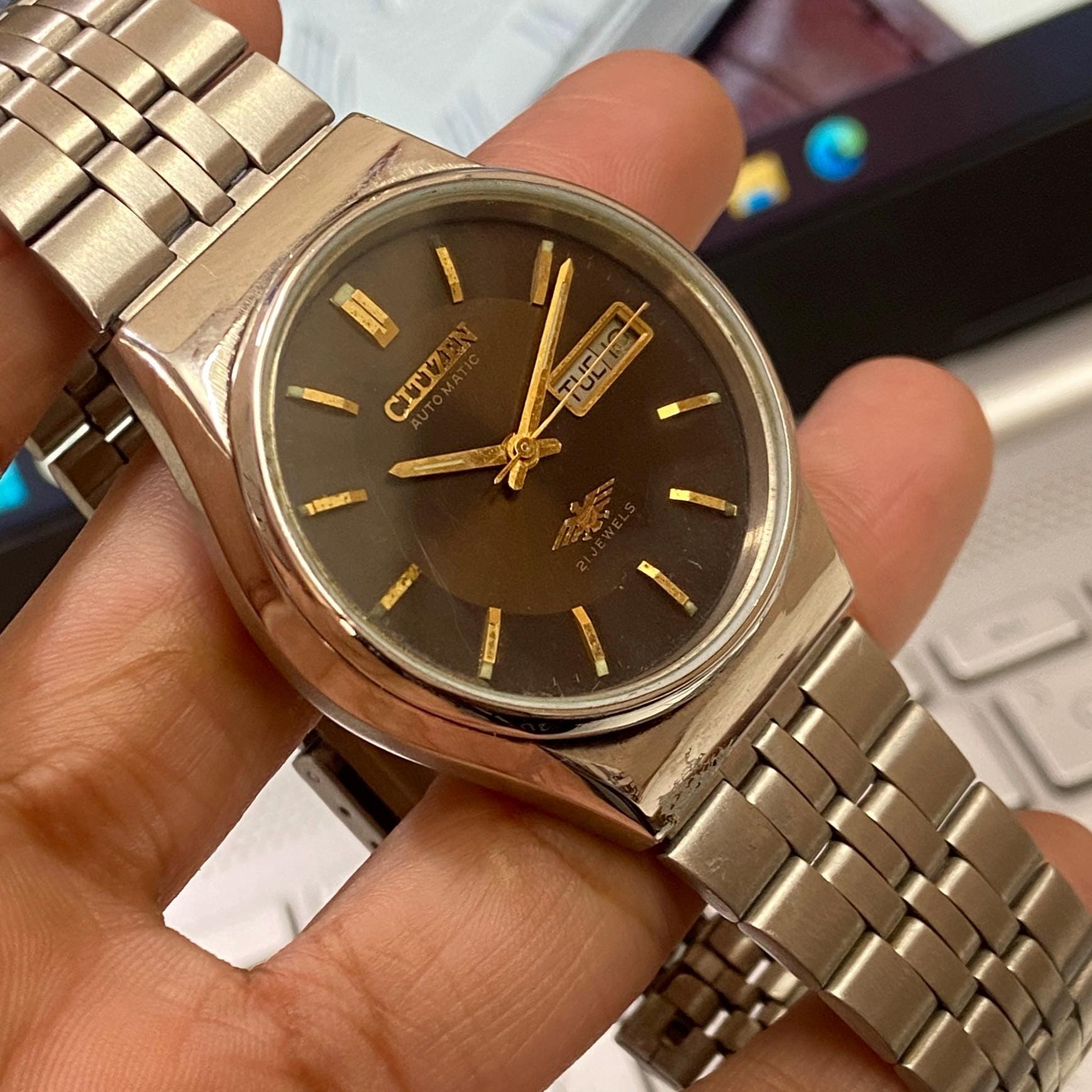 Vintage 1997 Citizen Automatic 8200 Day-date Japanese Men's Wrist