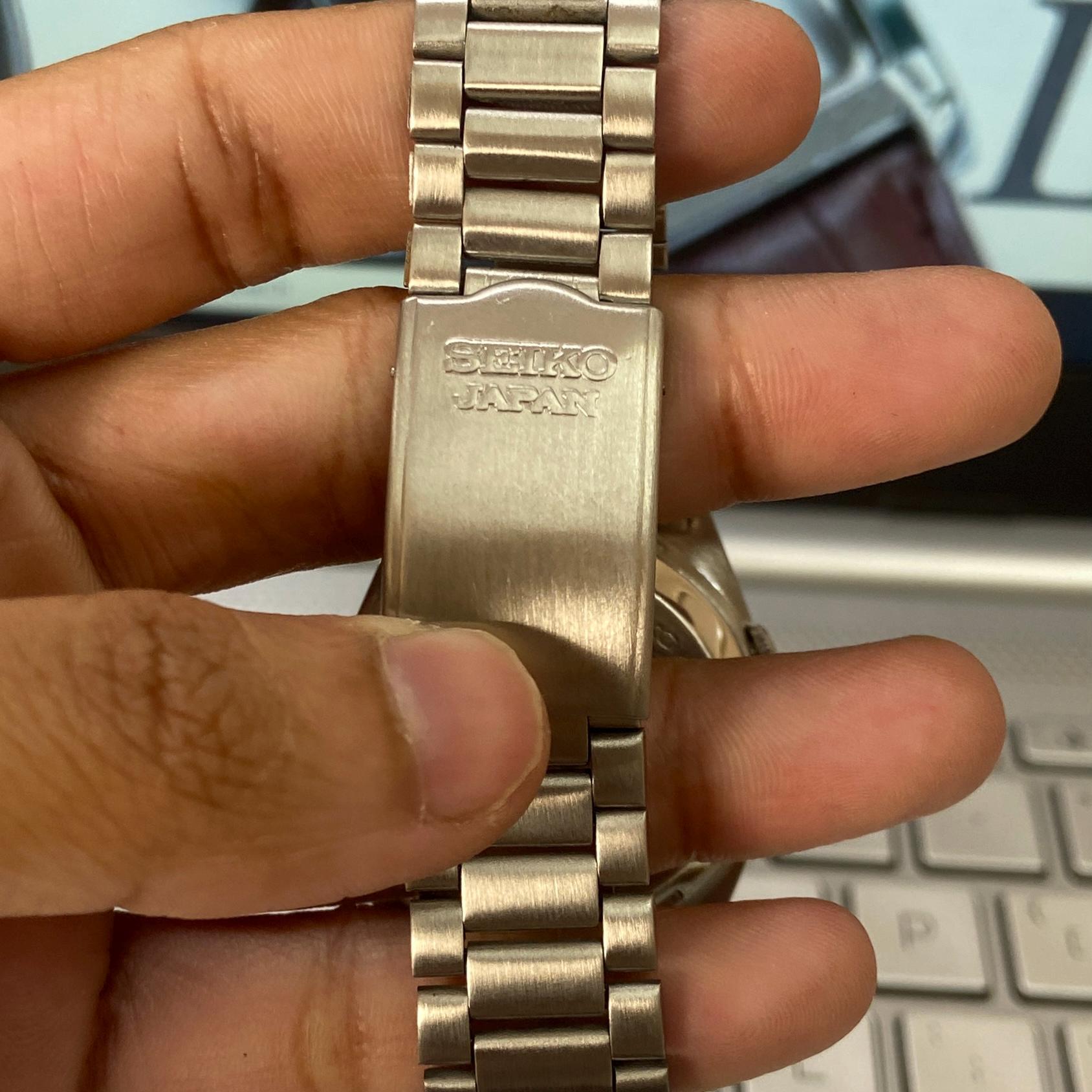 Vintage 1997 Seiko 5 Automatic 7019-8180 Day-date Japanese