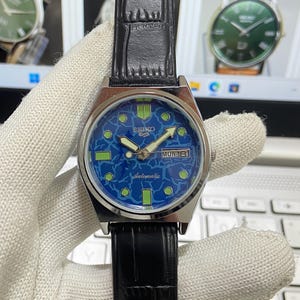 Orologio da polso da uomo Seiko 5 automatico 6309A 17 gioielli giapponese ricondizionato vintage con quadrante blu e giorno/data A09