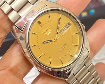 Vintage 1990 Seiko 5 Automatic 7009-3161 Day-date Japanese Men's