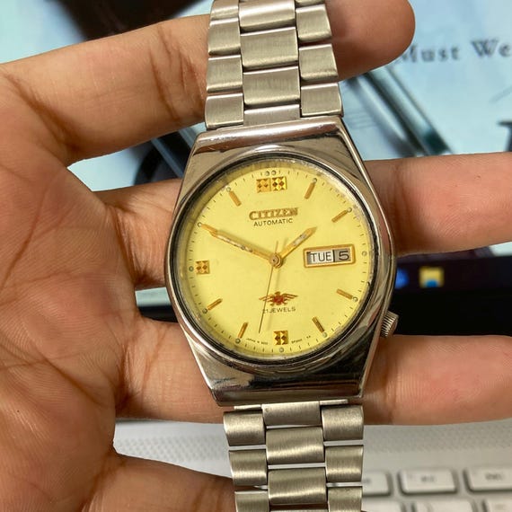 Vintage 1987 Citizen Automatic 8200 Day-date Japanese Men's Wrist