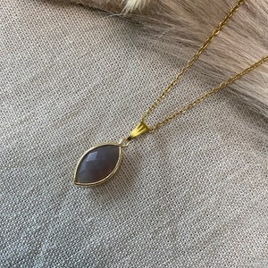 Gemstone Gray Agate necklace, stainless steel gold or silver plated, handmade