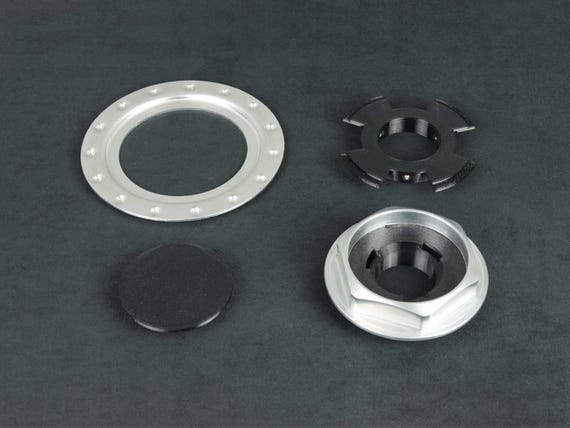 VW ゴルフ BBS ホイールセンターキャップ (4個) – アルミニウム 140 mm 