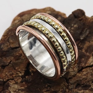 Silver Spinner Ring, Sterling Silver Spinning Ring, Hammered Silver Band, Fidget Ring, Stress Ring, Meditation Ring, Spinner Ring Plain Ring