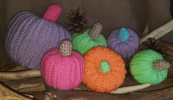 Crocheted Pumpkins – Autumn Coziness in a Handmade Jacket!