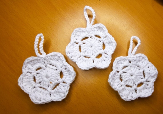 Crochet Christmas Decorations – Make Your Holidays Extra Magical! (set 3)
