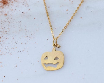 14K Gold Pumpkin Pendant Necklace,Halloween Jewelry,Pumpkin Necklace,Trick or Treat, Thanksgiving Jewelry,Halloween Gift,Engraved Gift